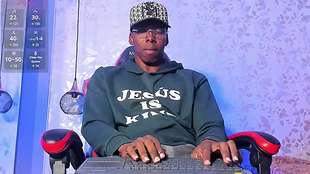 Snapshot of mike_aly chatting on December 2025 12:21:02 PM mike aly online show from December 2025 12:21:02 PM