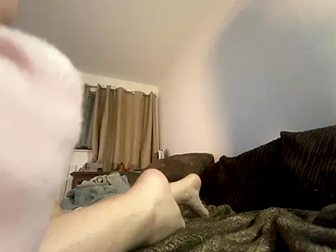 Snapshot of babygirltiti chatting on November 2025 05:28:02 PM babygirltiti online show from November 2025 05:28:02 PM