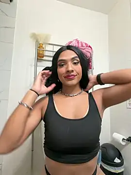 Snapshot of Ashleythelatina chatting on November 2025 10:35:01 PM Ashleythelatina online show from November 2025 10:35:01 PM