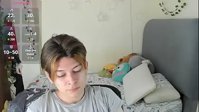 Snapshot of Felix_kitty chatting on November 2025 07:02:02 PM Felix kitty online show from November 2025 07:02:02 PM