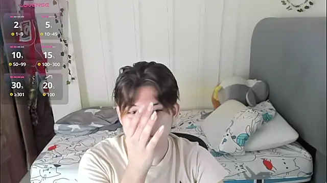 Felix kitty online show from March 2026 07:08:02 PM