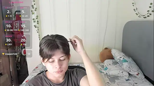 Felix kitty online show from March 2026 07:28:01 PM