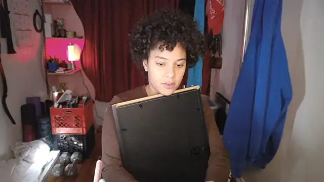 Snapshot of PrettyLittleProblem chatting on November 2025 03:26:02 PM PrettyLittleProblem online show from November 2025 03:26:02 PM