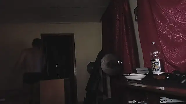 Snapshot of 333Alone_in_theDark777 chatting on November 2025 04:00:02 AM 333Alone in theDark777 online show from November 2025 04:00:02 AM