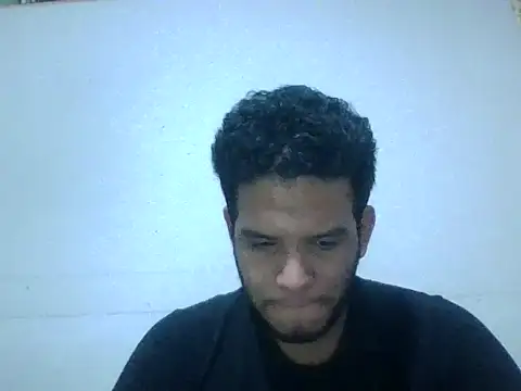 Snapshot of josecamsex27 chatting on November 2025 02:06:01 PM josecamsex27 online show from November 2025 02:06:01 PM