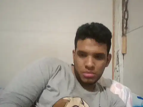 Snapshot of josecamsex27 chatting on December 2025 03:33:01 AM josecamsex27 online show from December 2025 03:33:01 AM