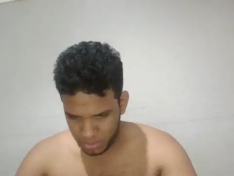 Snapshot of josecamsex27 chatting on December 2025 02:56:02 PM josecamsex27 online show from December 2025 02:56:02 PM