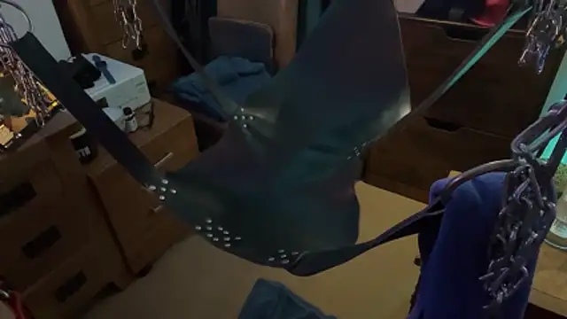 Snapshot of LeatherSdaddy chatting on November 2025 05:58:02 PM LeatherSdaddy online show from November 2025 05:58:02 PM