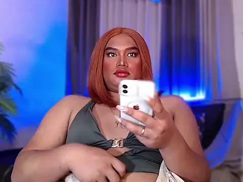 Snapshot of UrGoddess_Sofia chatting on December 2025 08:35:01 PM UrGoddess Sofia online show from December 2025 08:35:01 PM