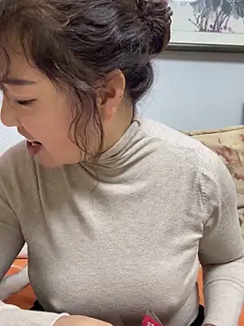 Snapshot of oo-shanshan chatting on December 2025 09:58:01 AM oo-shanshan online show from December 2025 09:58:01 AM