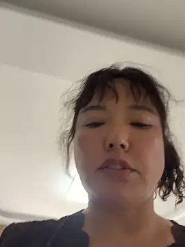 Snapshot of oo-shanshan chatting on February 2026 07:13:01 AM oo-shanshan online show from February 2026 07:13:01 AM