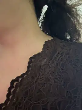 Snapshot of oo-shanshan chatting on February 2026 11:41:02 PM oo-shanshan online show from February 2026 11:41:02 PM