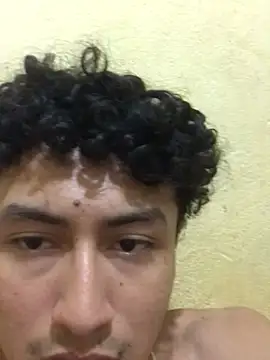 Snapshot of Novato_o chatting on February 2026 07:18:01 AM Novato o online show from February 2026 07:18:01 AM