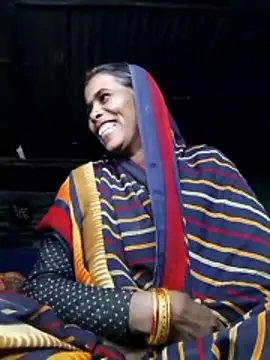 Snapshot of Neetujk chatting on November 2025 04:17:02 PM Neetujk online show from November 2025 04:17:02 PM