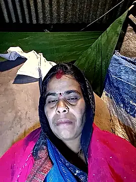 Snapshot of Neetujk chatting on December 2025 07:32:01 PM Neetujk online show from December 2025 07:32:01 PM