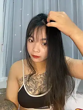 Snapshot of xu-ka chatting on December 2025 12:19:01 AM xu-ka online show from December 2025 12:19:01 AM