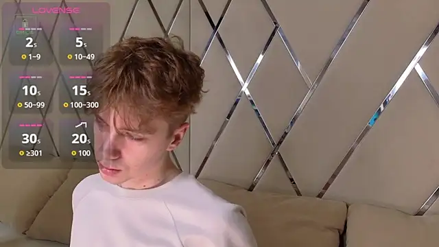 Snapshot of Paul_Holt chatting on December 2025 08:36:02 PM Paul Holt online show from December 2025 08:36:02 PM