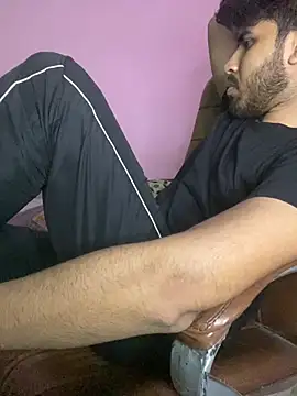 hotyyyyjonny online show from July 2026 04:25:02 PM
