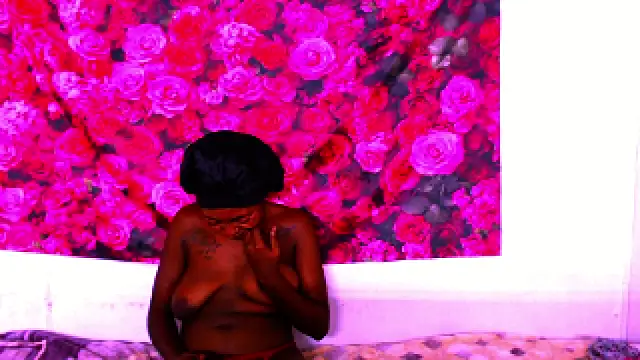 Sweeteboneycherry online show from March 2026 07:52:01 PM