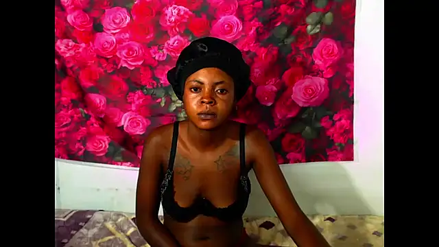 Sweeteboneycherry online show from March 2026 12:20:01 PM