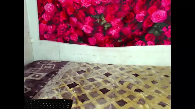 Sweeteboneycherry online show from March 2026 01:25:01 PM