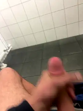 Snapshot of lukasDickpic12 chatting on November 2025 05:34:02 PM lukasDickpic12 online show from November 2025 05:34:02 PM