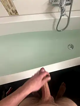 Snapshot of lukasDickpic12 chatting on December 2025 08:14:01 PM lukasDickpic12 online show from December 2025 08:14:01 PM