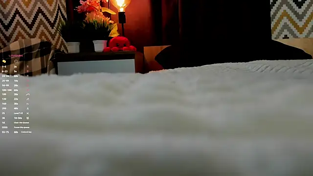 Snapshot of CruzMensch chatting on November 2025 01:11:01 PM CruzMensch online show from November 2025 01:11:01 PM