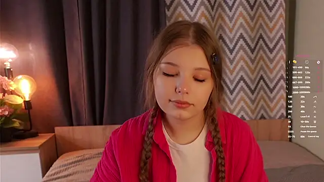 Snapshot of CruzMensch chatting on November 2025 01:03:01 PM CruzMensch online show from November 2025 01:03:01 PM