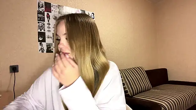 Snapshot of JestineParslow chatting on November 2025 08:51:01 PM JestineParslow online show from November 2025 08:51:01 PM