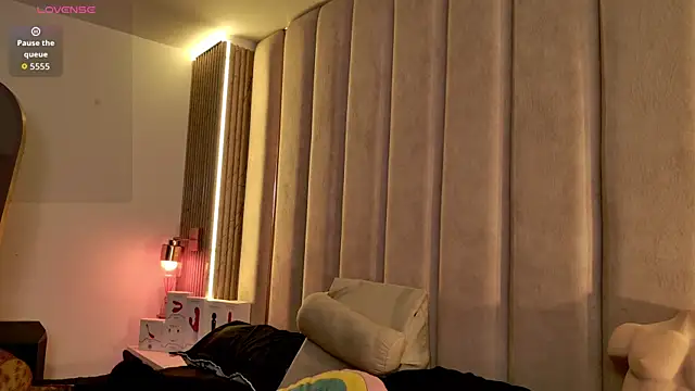 Iamnyxy online show from May 2026 10:58:01 AM