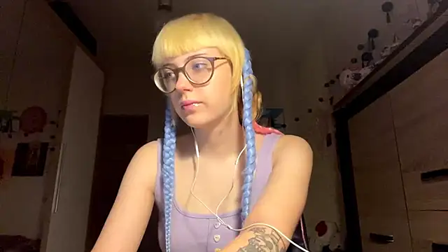 EffacedScan online show from December 2025 02:15:01 PM