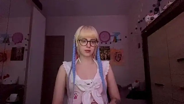 EffacedScan online show from December 2025 01:53:01 PM