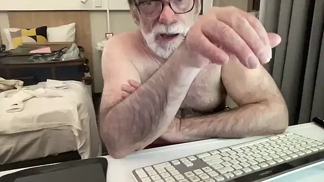 coach-karl online show from February 2026 11:53:01 PM