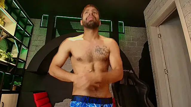 Snapshot of MyStrongSubmissive chatting on November 2025 11:10:03 AM MyStrongSubmissive online show from November 2025 11:10:03 AM