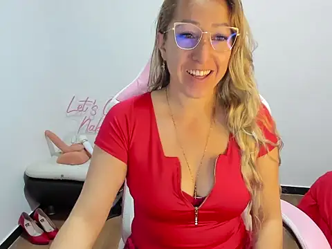 Snapshot of chrystal_sl852 chatting on December 2025 10:20:02 AM chrystal sl852 online show from December 2025 10:20:02 AM