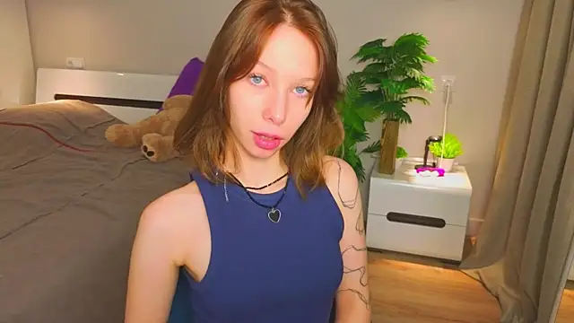 Snapshot of LilyPoetry_ chatting on December 2025 11:26:02 AM LilyPoetry online show from December 2025 11:26:02 AM