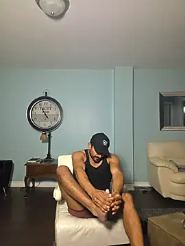 piggylatino online show from May 2026 08:47:02 PM