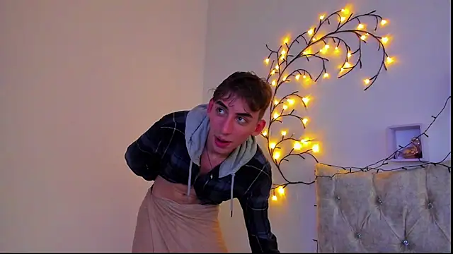 Snapshot of TerryGrace chatting on November 2025 07:57:01 PM TerryGrace online show from November 2025 07:57:01 PM