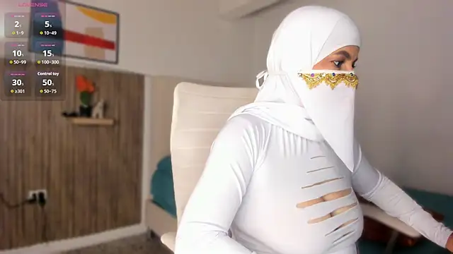 Snapshot of Hannaa_Dolly chatting on November 2025 02:56:02 AM Hannaa Dolly online show from November 2025 02:56:02 AM