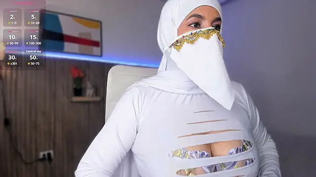 Snapshot of Hannaa_Dolly chatting on November 2025 02:46:02 AM Hannaa Dolly online show from November 2025 02:46:02 AM