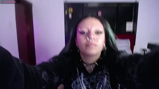 Snapshot of Belladonna_trix chatting on November 2025 06:52:01 PM Belladonna trix online show from November 2025 06:52:01 PM