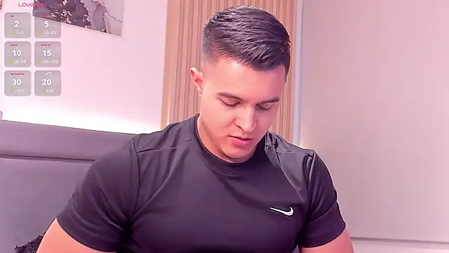 Snapshot of Mason_bennet chatting on February 2026 09:36:02 PM Mason bennet online show from February 2026 09:36:02 PM