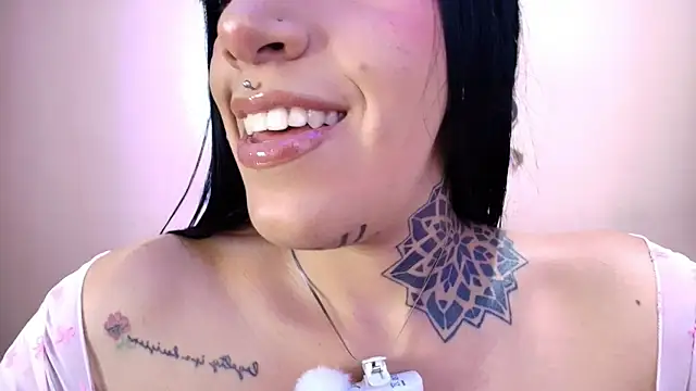 catte jensen online show from May 2026 05:36:02 AM