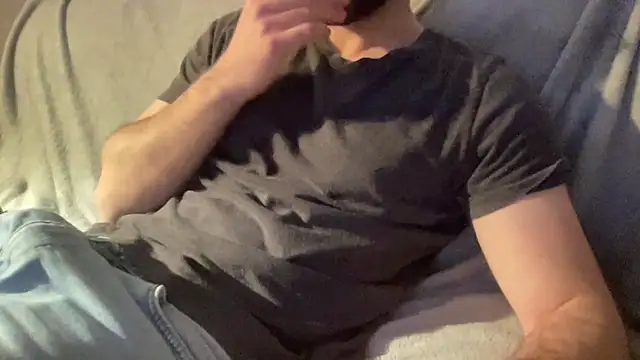 Pmendes98 online show from February 2026 06:34:02 PM