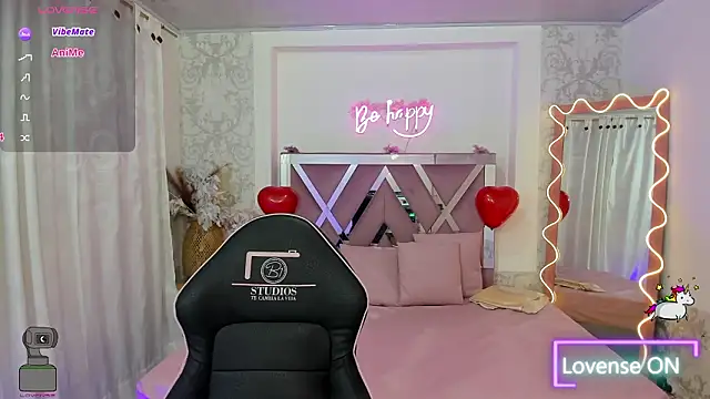 ISABELA TAY online show from February 2026 11:39:01 AM