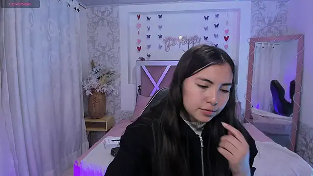 ISABELA TAY online show from March 2026 11:36:01 AM