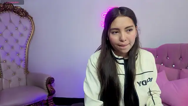 ISABELA TAY online show from May 2026 12:11:01 PM