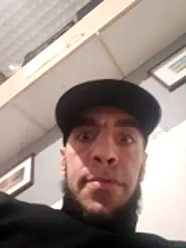 hotguy71000 online show from December 2025 04:46:01 PM