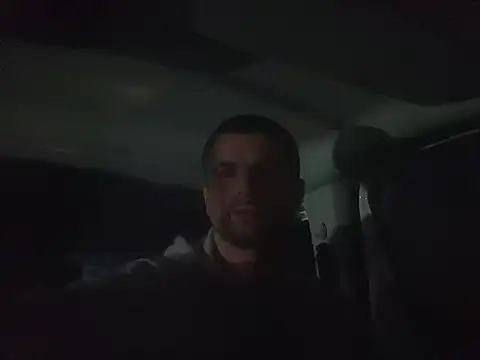 Snapshot of TwardyKierowca chatting on November 2025 09:02:01 PM TwardyKierowca online show from November 2025 09:02:01 PM